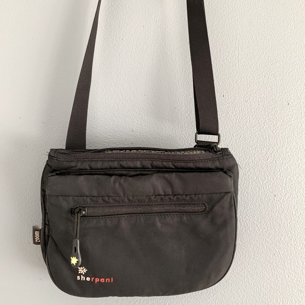 Sherpani crossbody bag SALE‼️